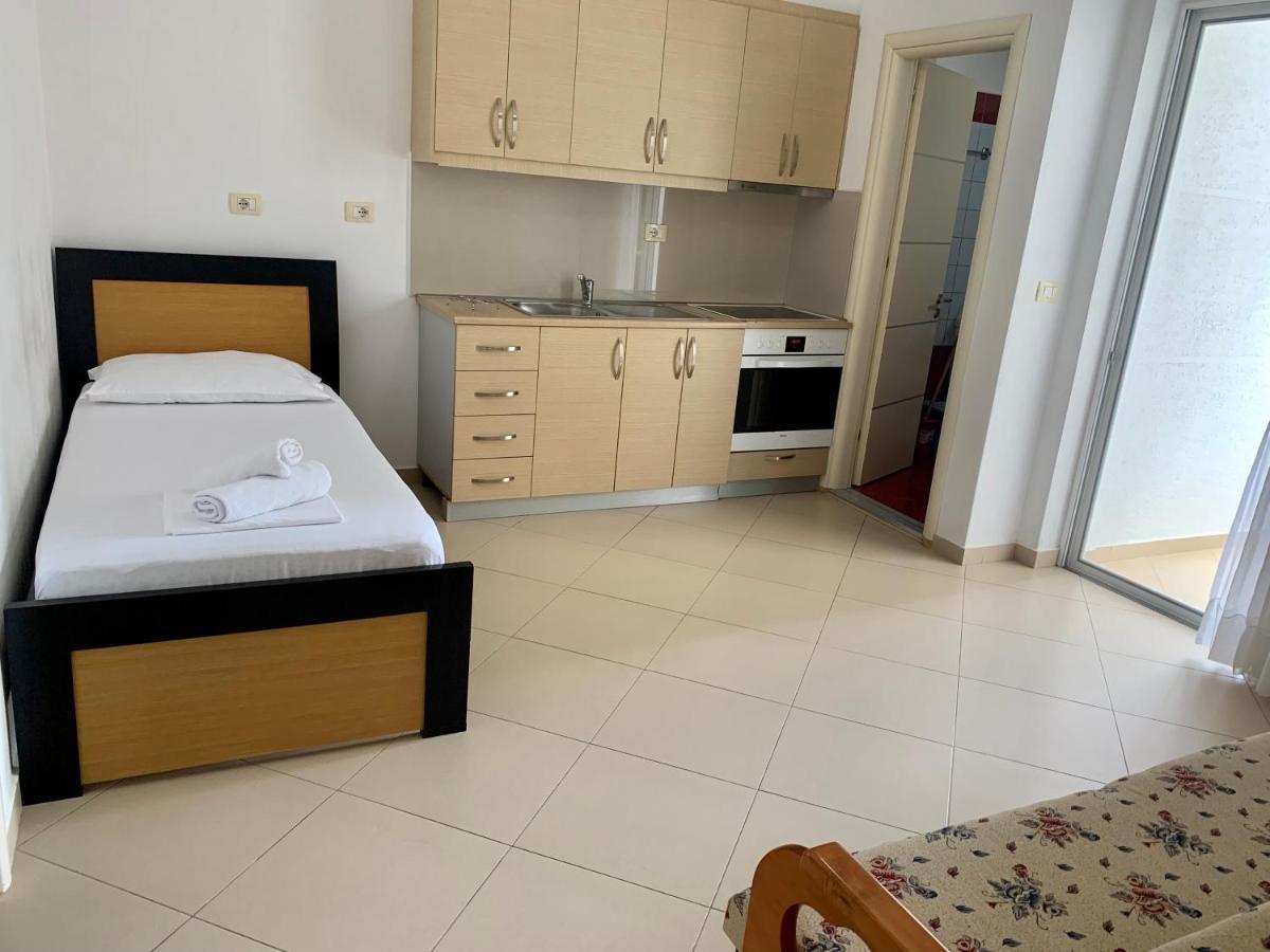 Duka Apts Sarandë Eksteriør bilde